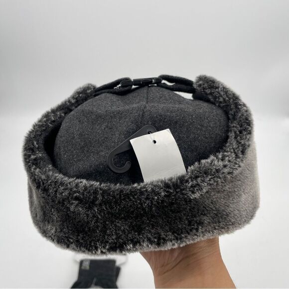 ~Public Opinion Men's Grey Faux Fur Detail Trapper Hat & Glove Set NEW - Picture 3 of 10